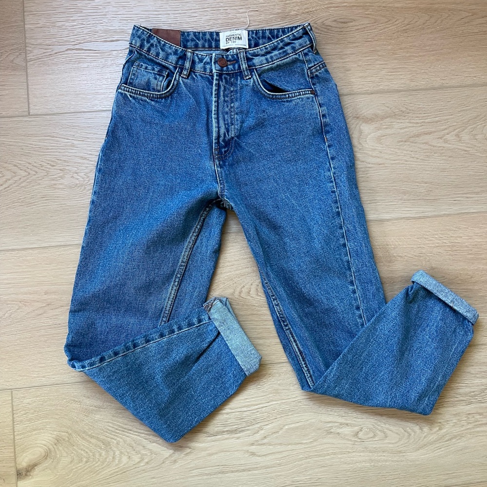 ZARA - TRF High-Waisted Mom Jeans